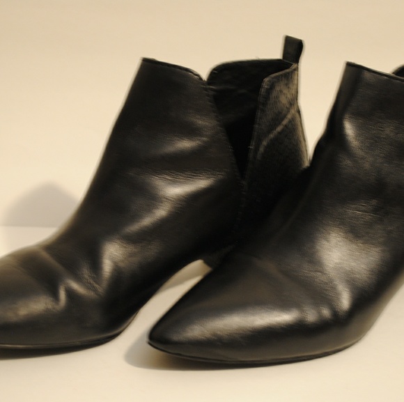Ankle boots - Picture 1 of 4